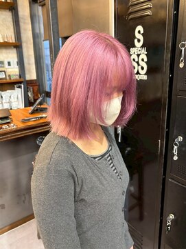 アンドケー 那覇おもろまち店(and K) ブリーチカラー/ライトピンク/ミディアムボブ