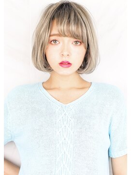 ヘアサロンガリカアオヤマ(hair salon Gallica aoyama) ☆ ホワイティーグレージュ ＆ 毛束感 ☆小顔ボブ☆タンバルモリ