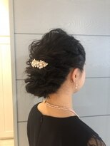 キャンバス バイ ネオリーブ 横浜西口(Canvas by neo.)&nbsp;飾りで個性をつける王道アップヘア＊