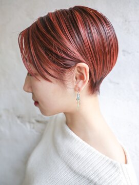 ソウ アオヤマ(SO aoyama) コンパクトショート前髪なし耳かけ　ハイライト　ピンクオレンジ