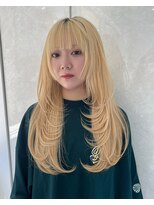 キング 梅田(K!ng)&nbsp;ハイライトカラーミルクティーベージュケアブリーチダブルカラー