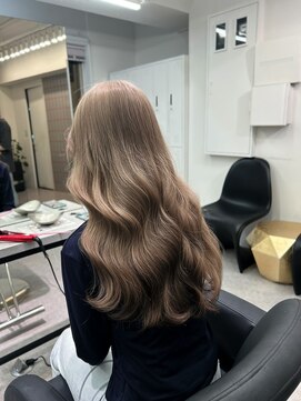 ペレ 渋谷(PELE) ホワイトグレージュ/デジタルパーマ/チェリーブラウン/渋谷