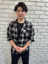 《stylist 伊藤　悠太》垢抜けたい方！お任せください！レディーズからメンズまで幅広く対応します◎