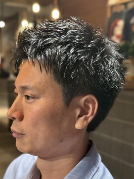 ニゲラ 町田(NIGELA) 刈り上げないショート