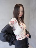 ミディアムレイヤーカット顔周りレイヤーハッシュカット透明感