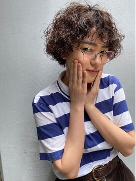 シーカ(siika) くるくるパーマ/無造作パーマ/くせ毛風パーマ