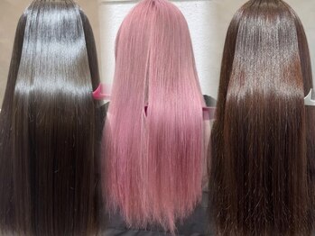 アリレイナ 久里浜店(ARIREINA)の写真/一人ひとりの髪質に合わせたトリートメントで毛先まで潤う☆やればやるほどツヤツヤな美髪を実感できます！