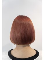 シカ(sica)&nbsp;ピーチ系ブリーチカラーピンクスタイル。