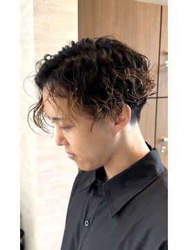 コンティバイミラートーク(CONTY by MIRROR TALK) スパイラルパーマ