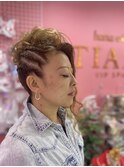編み込みヘアアレンジ