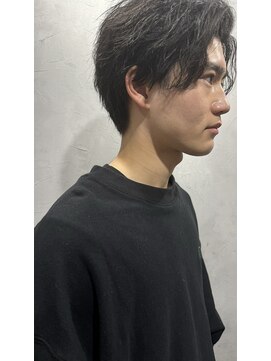 エイトセカンド 新宿三丁目店(EIGHT second) メンズセンターパートスタイル