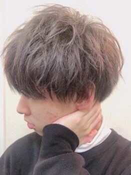 カラリア(COLORIA)の写真/カラーやパーマ、メンズのおしゃれを叶えます！学生から大人の男性まで幅広くご対応いたします！