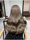 ミルクティーベージュ