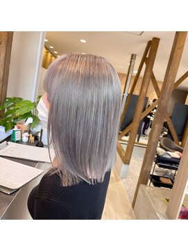 アヴァンス ジェイアール和歌山店(AVANCE.) 派手髪×ハイトーン×シルバーグレージュ