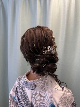 マーズ(Hair&Make Mars+) アップサイドお団子