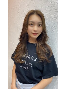 キキ(kiki) レイヤーカット＊＊　　　kiki