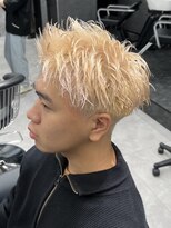 メンズ サロン ドット トウキョウ 町田店(men's salon dot. tokyo)&nbsp;ハイトーンスパイキーショート/抜きっぱなし