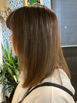 美容室ひろ お白髪ぼかしカラー＋ケアトリートメント