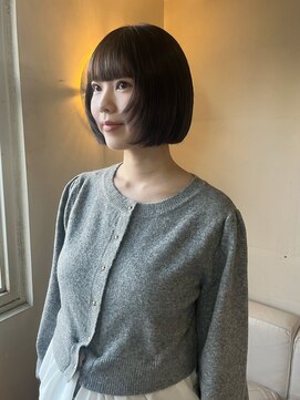 タヴィ(Tavi) ボブレイヤーの抜け感ヘア/レイヤーカット/ボブカット/ボブヘア/