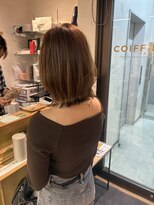 コワファーストナガサキシャンプーボーイ(COIFF1RST NAGASAKI SHAMPOO BOY) 今っぽくて可愛い10代20代前下がりショートボブ/長崎