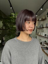 フロムドット(from.)&nbsp;前上がりボブワイドバング　ワインレッドカラー