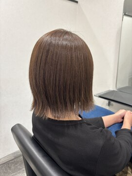 セカンド(Second) Second   ×　外ハネスタイル