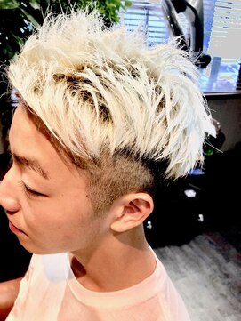 ヘアーアンドスパ トリコ(Hair&Spa torico) シルバーホワイトカラー