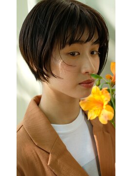 スリーアン(THREE ann.) 大人可愛い20代30代40代暗髪前下がりショートボブ丸みショート◎