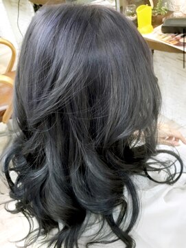 デザイナーズ ファクトリー(Designer's Factory) アッシュグラデーションミディ [蒲田デザイナーズファクトリー]