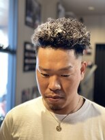 バーバー スタジオ ラフテル(Barber Studio RAFTEL)&nbsp;ショートアフロ