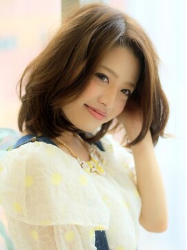 オモルフィ 練馬店(Omorfi) 【Omorfi】ナチュラルウエーブミデイアムレイヤー