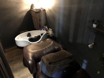 レイビューティー 浜町中央橋店(RAY+beauty)の写真/【お得なクーポン多数ご用意◎】頭皮汚れをスッキリ☆【炭酸ヘッドSp】お悩みに合わせたメニューをご用意♪