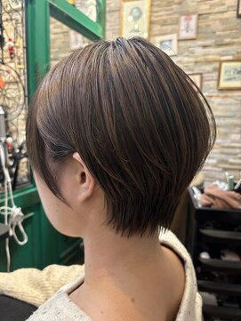 ヘアーラウンジ アンフィ 井土ヶ谷(Hair Lounge Anphi) ショート