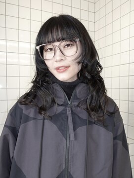 スタニング 渋谷(STUNNING.) ハイレイヤー/ウルフレイヤー/ぱっつん前髪/レイヤーカット