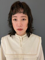 キヴィ(kivi)&nbsp;ミディアムウルフパーマ　（池田）