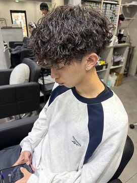 スティーン(STEEN) 波巻きパーマ