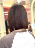 切りっぱなしボブと地毛風ストレートの組み合わせ