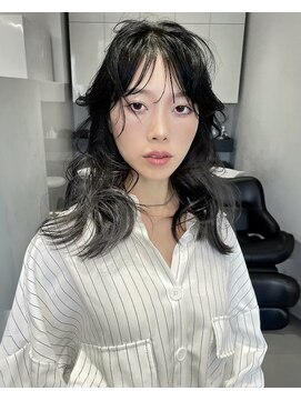 ソル 栄矢場町(SOL) ミディアムレイヤー/チャコールグレー/グラデーションカラー