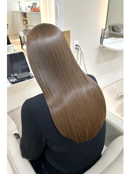 hair studio REO 髪質改善/縮毛矯正【ヘアースタジオ レオ】の写真/【本格髪質改善】大人女性必見。ただ伸ばすだけではない、高濃度水素ケアで叶える柔らかい質感の地毛風へ。