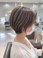 フェイバリットビューティシャルム(Favorite Beauty Charme)&nbsp;丸みショート白髪ぼかしハイライトカラー