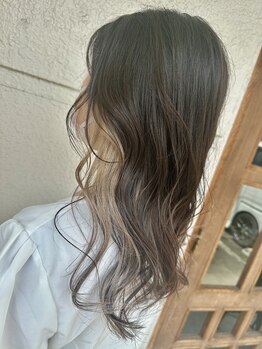 ヘアラボ シロ(Hair lab.Shiro)の写真/いつものカラーに少しだけ遊びを。あなたに似合うデザインカラーをご提案♪ /宇都宮・髪質改善カラー