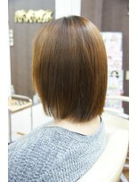 チチカカ(chichikaka)&nbsp;営業ビフォーアフター、ハネを伸ばしてロングに縮毛矯正