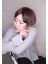マグネットヘアートラスト(MAGNET HAIR trust) センターパート×ショート