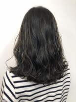 バズ ビー(BUZZ Bee)&nbsp;コントラストハイライト×アッシュグレー