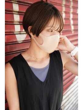 カライング(ing) 大人可愛い20代30代40代黒髪前下がりショートボブ丸みショート◎