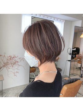 ウニコ(unico.) 【unico.】ナチュラルショート・透明感ショート・大人かわいい