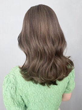 アイティーバイアルバム 下北沢店(IT by ALBUM) ベージュミディ_グレージュカラーボブウルフ_ba400061