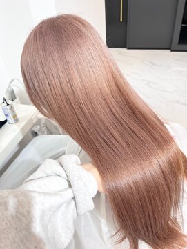 ランテルディ 渋谷(LANTERDIT) 【LANTELDIT】ケアブリーチ ピンクベージュ 艶髪 髪質改善 10代