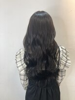 フツーロ 栄(FUTURO) 暗髪ロング