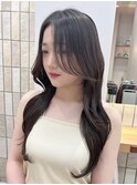 ロングレイヤーカット くびれヘア オリーブベージュ 韓国 顔周り